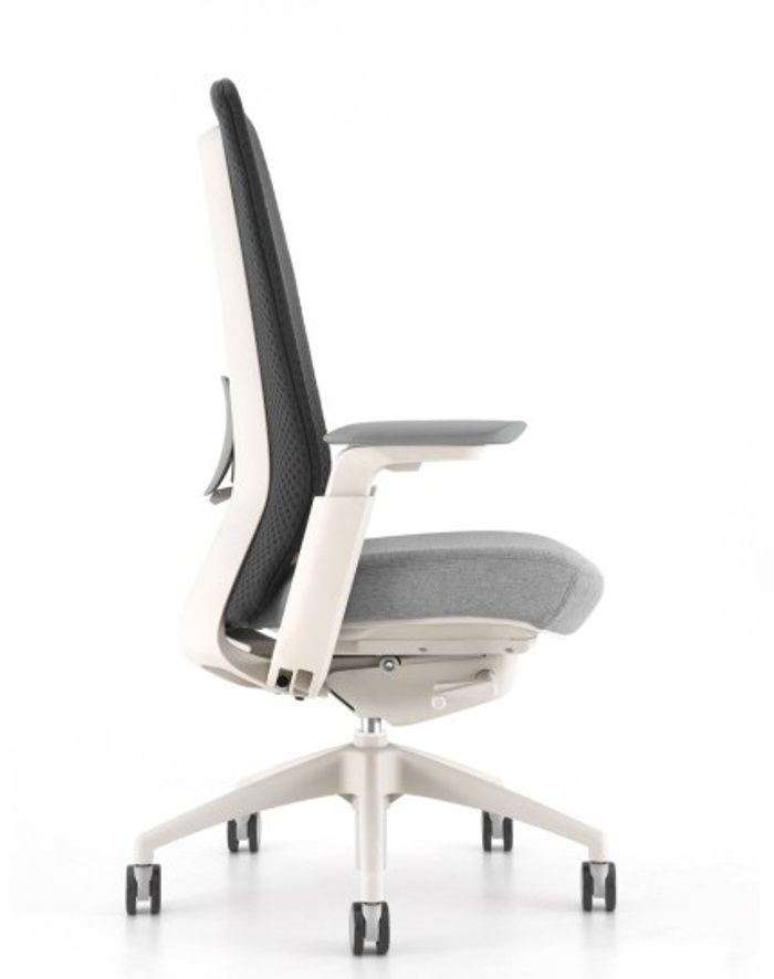 Neza Chair